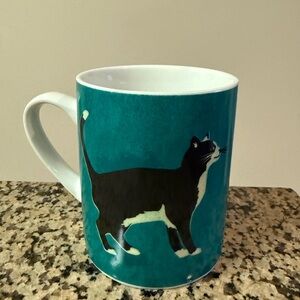 Magpie Tuxedo Cat Mug